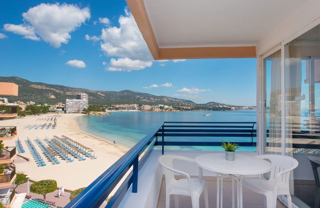 Apartamentos Calablanca