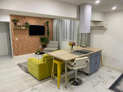 Apartcentral