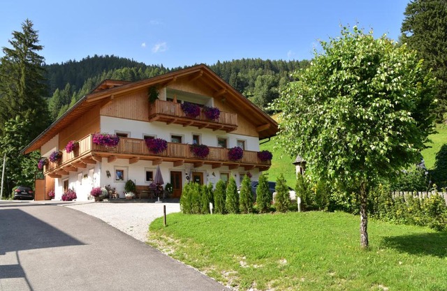 Apartement Schuster Lake Prags Braies