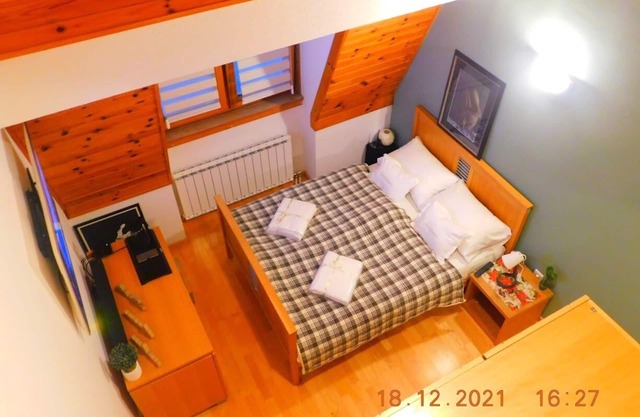 Aparthotel VUČKO Apartment LORA