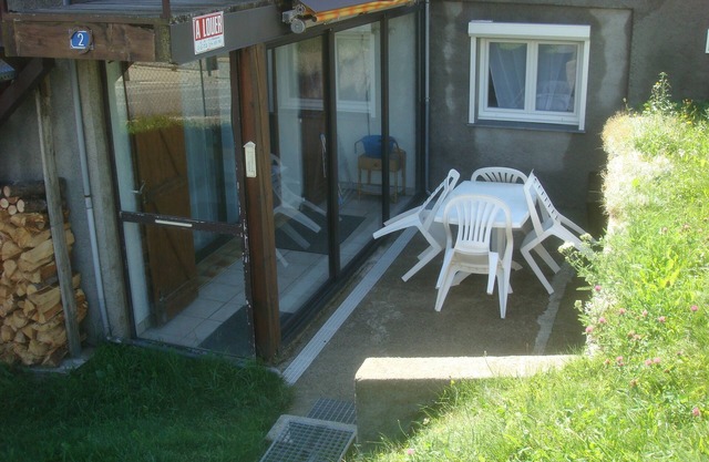 APARTMENT FOR 4 PEOPLE LOWER CHALET GARDEN FENCE BARBECUE PLACE QUIET