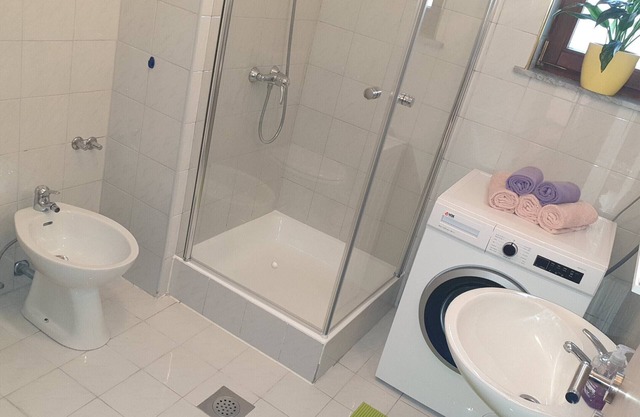 APARTMA Vrtnica, 4 + 2 osebi - 1. NADSTROPJE