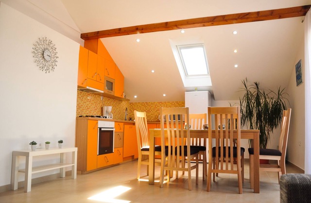 Apartman Mariva with pool