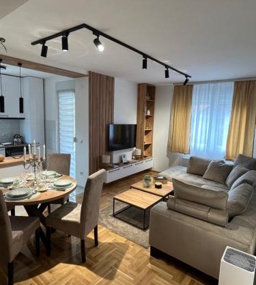 Apartman TiHana