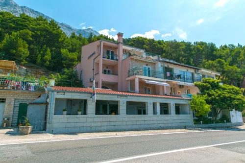 Apartmani Brela