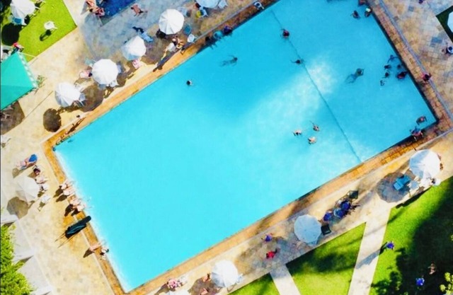 Apartment in Quisisana Condominium, Center of Poços de Caldas, Complete Leisure