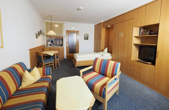 Apartment with glazed dormer window - bathrobe access to the thermal baths possible.