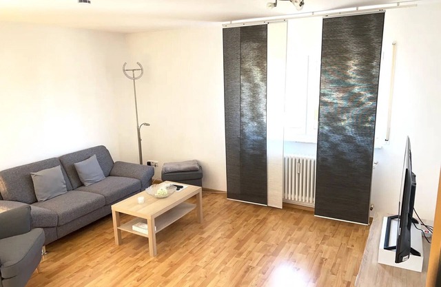 Apartment 'Schoeni' with Balcony, Wi-Fi and Air Conditioning