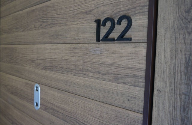 Apartment 122