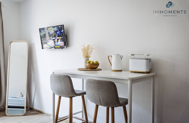 Apartment 2 minutes walk from the main station with Netflix