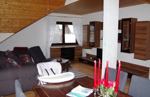 Apartment '2' with Shared Garden, Balcony and Wi-Fi