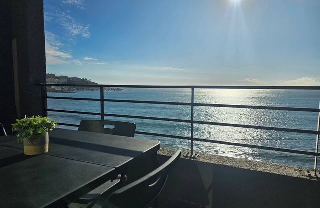 Apartment 31, Wonderful apartment front line to the sea