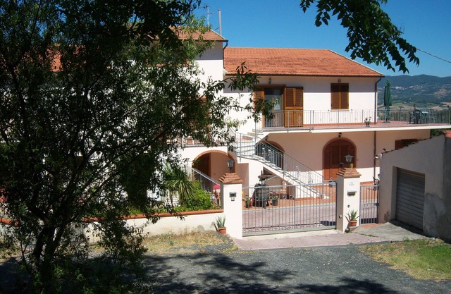 Apartment 4 - Villa Saracino