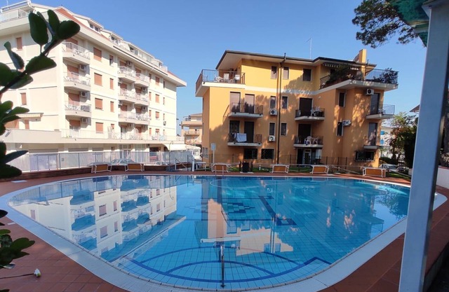 Apartment 5 people Condominio La Rustica with swimming pool WI-FI