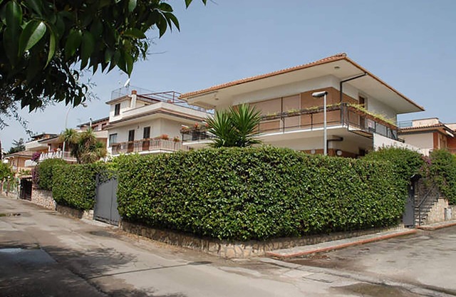 Apartment 5P EC in the house Fiorita with outside seating 10min walk to the sea