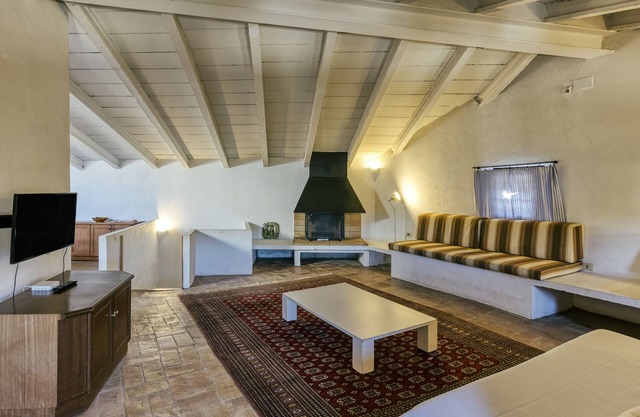 Apartment 'Apartaments Can Gibert-Cap De Creus' with Shared Garden, Wi-Fi and Air Conditioning