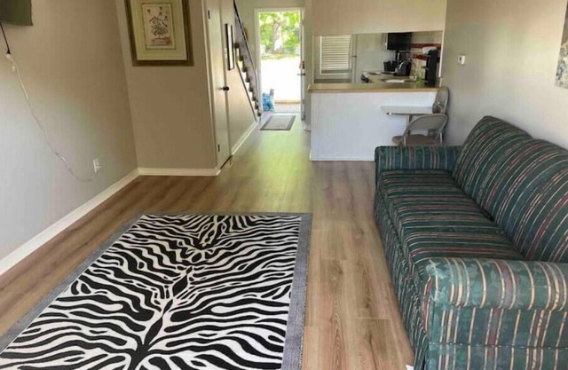 Apartment A in Bryant, AR - Clean and Safe