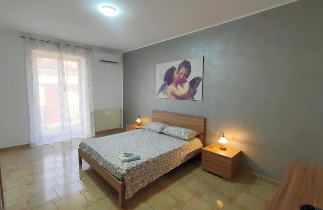 Apartment 'A Matrice' with Balcony, Wi-Fi and Air Conditioning