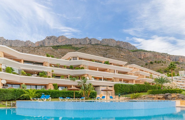 Apartment 'Altea La Nova' with Shared Pool & Wi-Fi