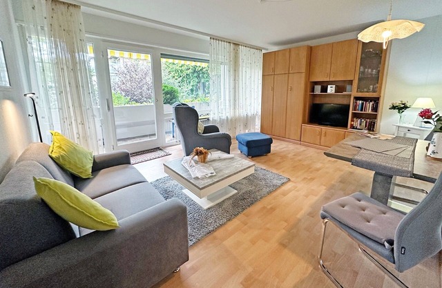 Apartment "Am Kurpark" with Balcony & Wi-Fi