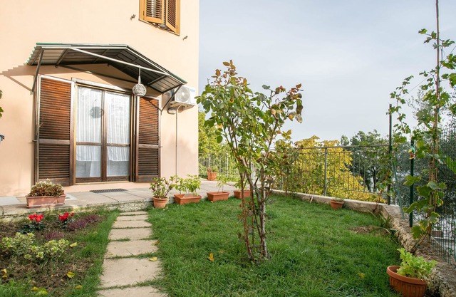 Apartment "Ambra" with Mountain View & Balcony