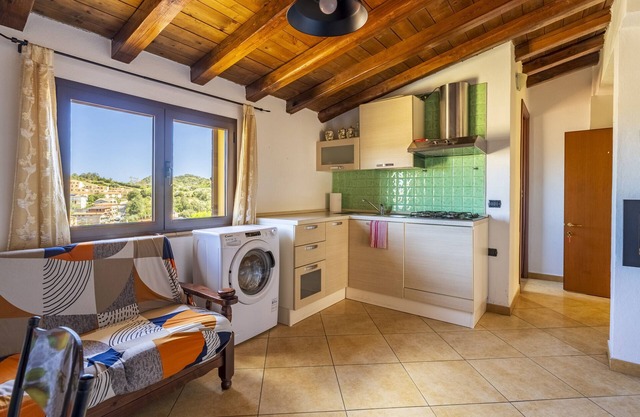 Apartment "Animo 3" with Mountain View, Balcony & Wi-Fi