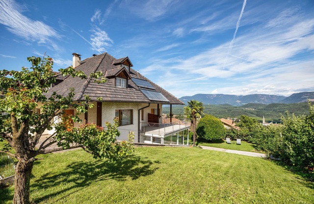 Apartment 'Annenhof Schwalbenglück' with Mountain View, Shared Terrace and Wi-Fi