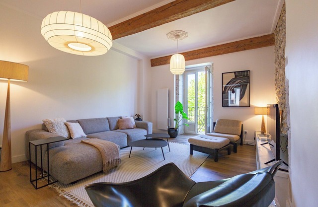 Apartment 'Aux Portes Du Vercors' with Mountain View, Balcony and Wi-Fi