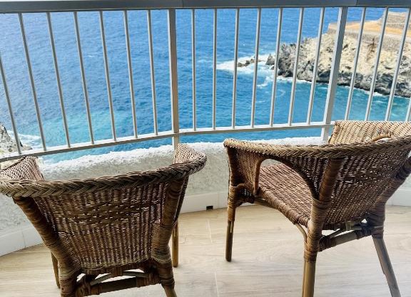 Apartment Blue Monis with Amazing Views