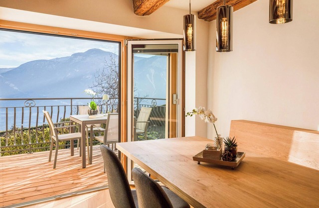 Apartment "Brantenhof Pomum" with Mountain View, Sauna and Wi-Fi