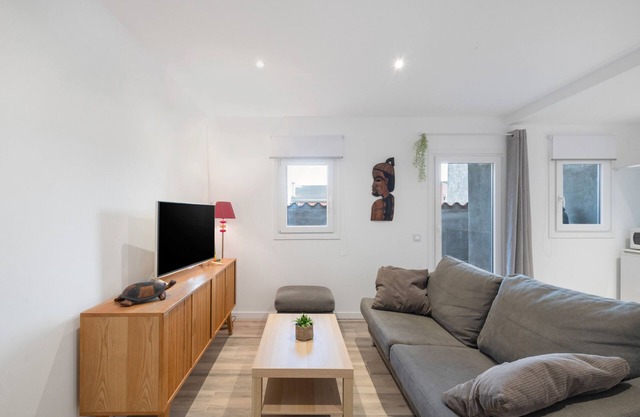 Apartment 'Cal Brigida' with Mountain View, Wi-Fi and Air Conditioning