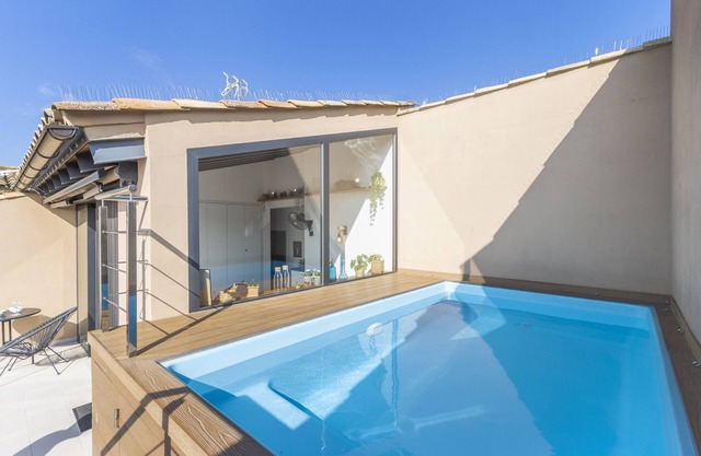 Apartment 'Cal Comorera' with Private Pool, Wi-Fi and Air Conditioning