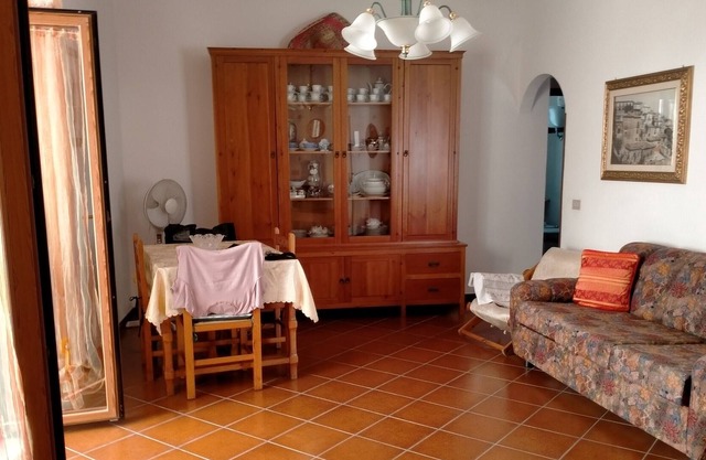 Apartment 'Casa Rosa' with Sea View, Private Terrace and Air Conditioning