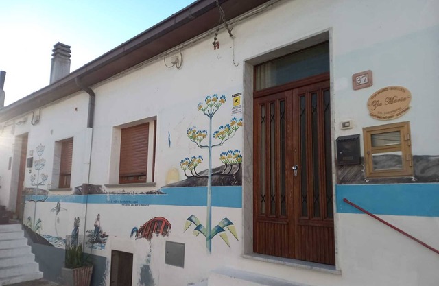 Apartment 'Casavacanzaziamaria' with Balcony, Wi-Fi and Air Conditioning