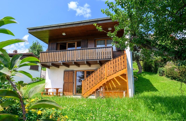 Apartment 'Chalet Sol La Mi' with Mountain View, Private Terrace and Private Garden