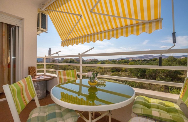 Apartment Danijela (42991-A1) - Kastel Stafilic