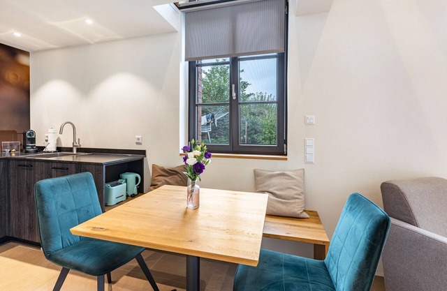 Apartment 'Daube' with Private Terrace, Shared Garden and Wi-Fi