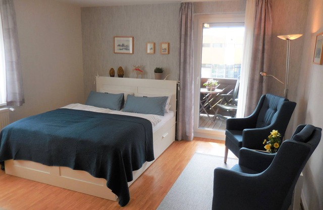 Apartment 1, 35 sqm, living/bedroom, kitchenette, balcony, max. 2 persons