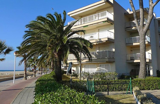 Apartment DMS V by Interhome