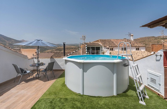 Apartment 'El Santo' with Mountain View, Wi-Fi and Air Conditioning