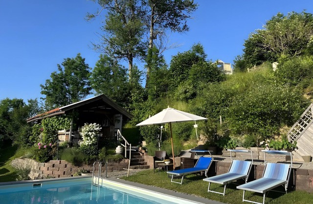 Apartment 'Elfi' with Shared Garden, Balcony and Wi-Fi