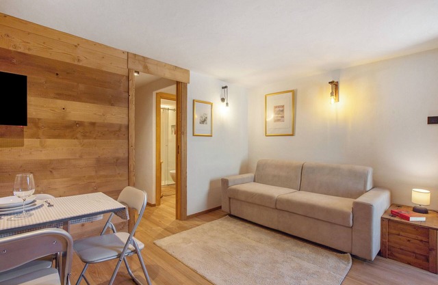 Apartment 'Entrèves' with Mountain View and Wi-Fi