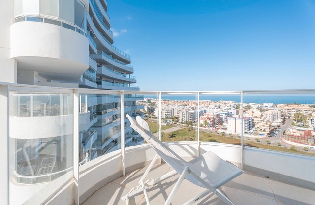 Apartment 'Tu Escapada En Canet' with Sea View, Wi-Fi and Air Conditioning