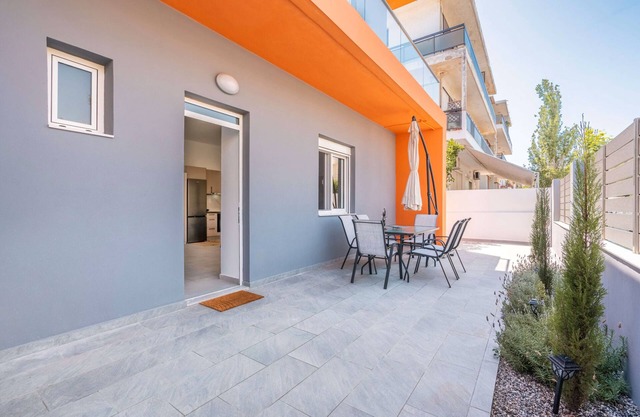 Apartment 'Evan Suites No 3' with Private Terrace, Wi-Fi and Air Conditioning