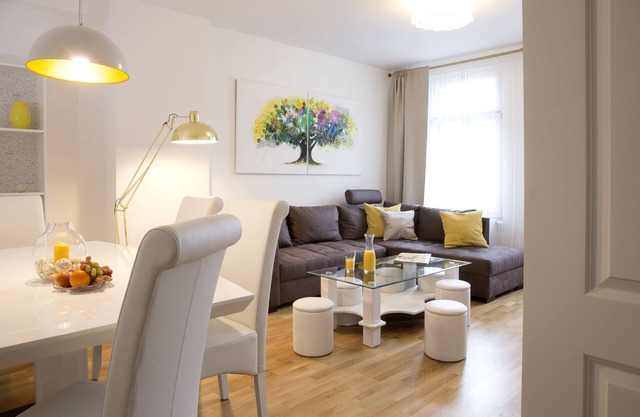Apartment-Executive-Private Bathroom-Eutritzscher Straße 8