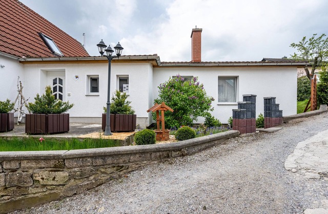 Apartment 'Ferienwohnung Zum Specht' with Mountain View, Private Terrace and Wi-Fi