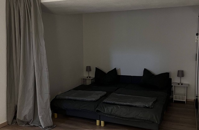 Apartment 'Ferienwohnung Arnstadt Ost' with Private Terrace and Wi-Fi