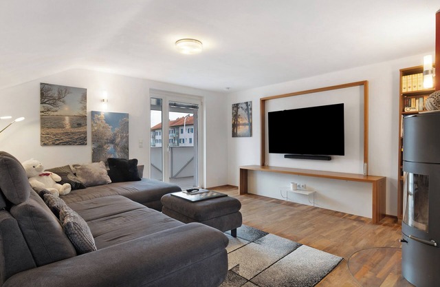 Apartment 'Ferienwohnung Rheintal Hard' with Balcony and Wi-Fi