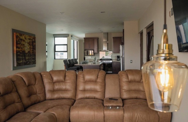 Apartment for 8 with terrace and BBQ in the city center