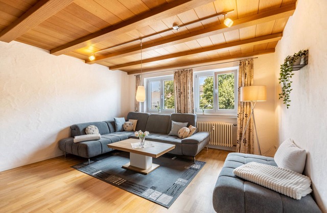 Apartment 'Fürst' with Shared Garden, Balcony and Wi-Fi